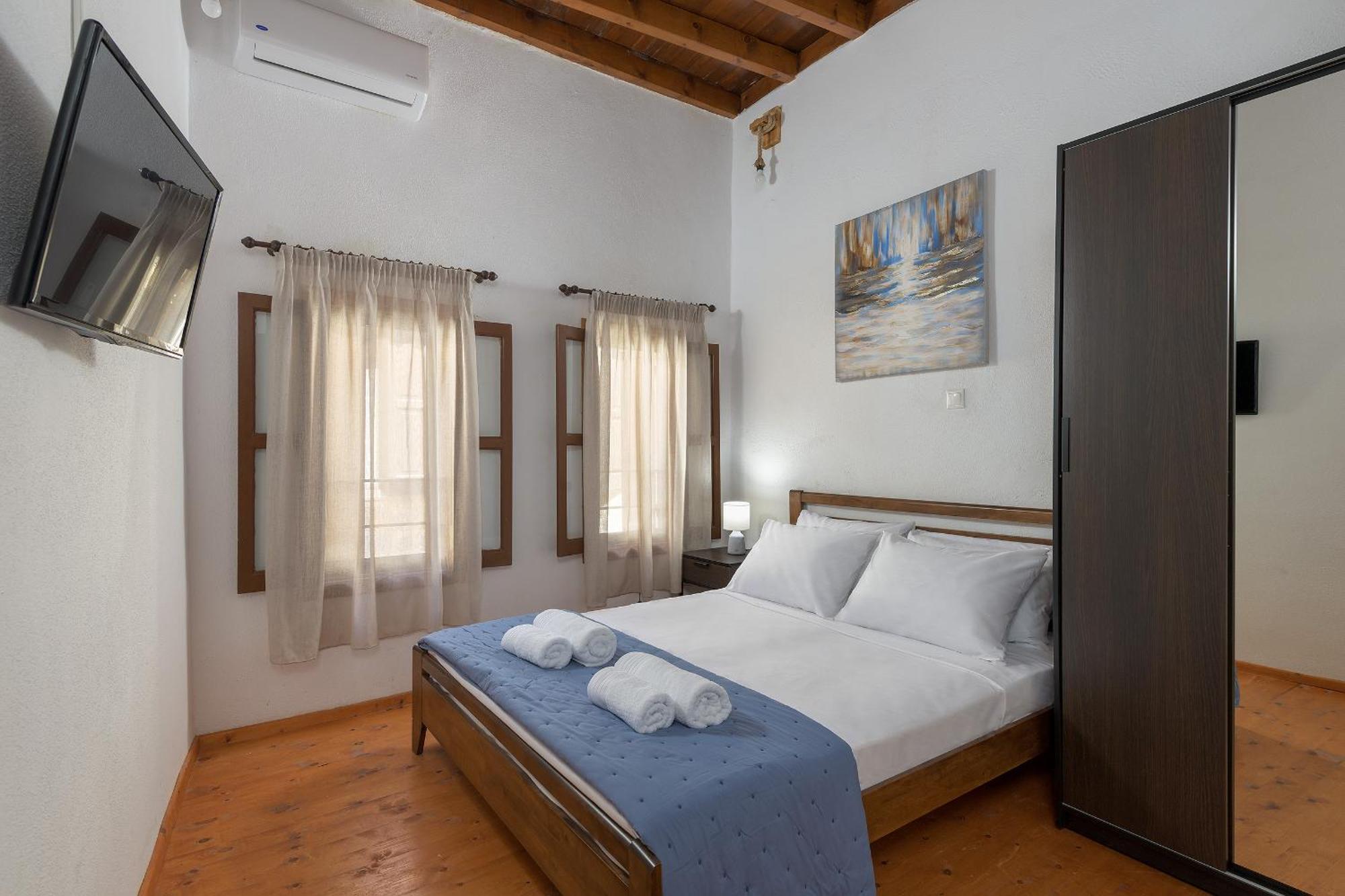 Rustic Self-Inn Rhodes City Exterior photo