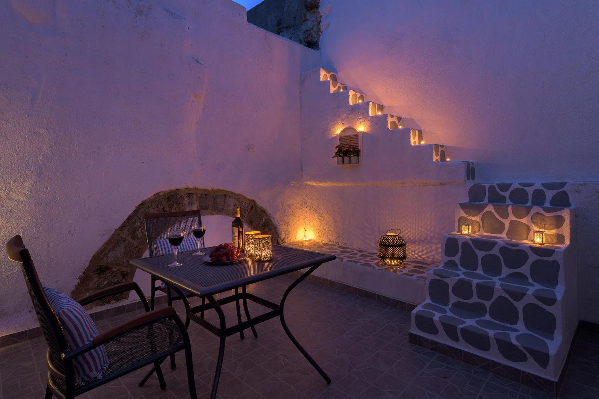 Rustic Self-Inn Rhodes City Exterior photo